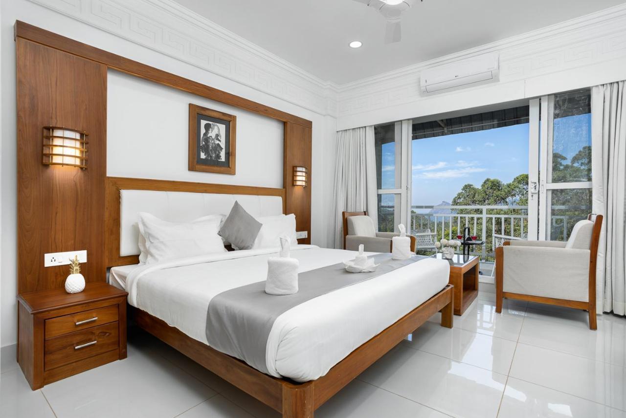 HOTEL WHITE HOUSE, Munnar Exteriör bild