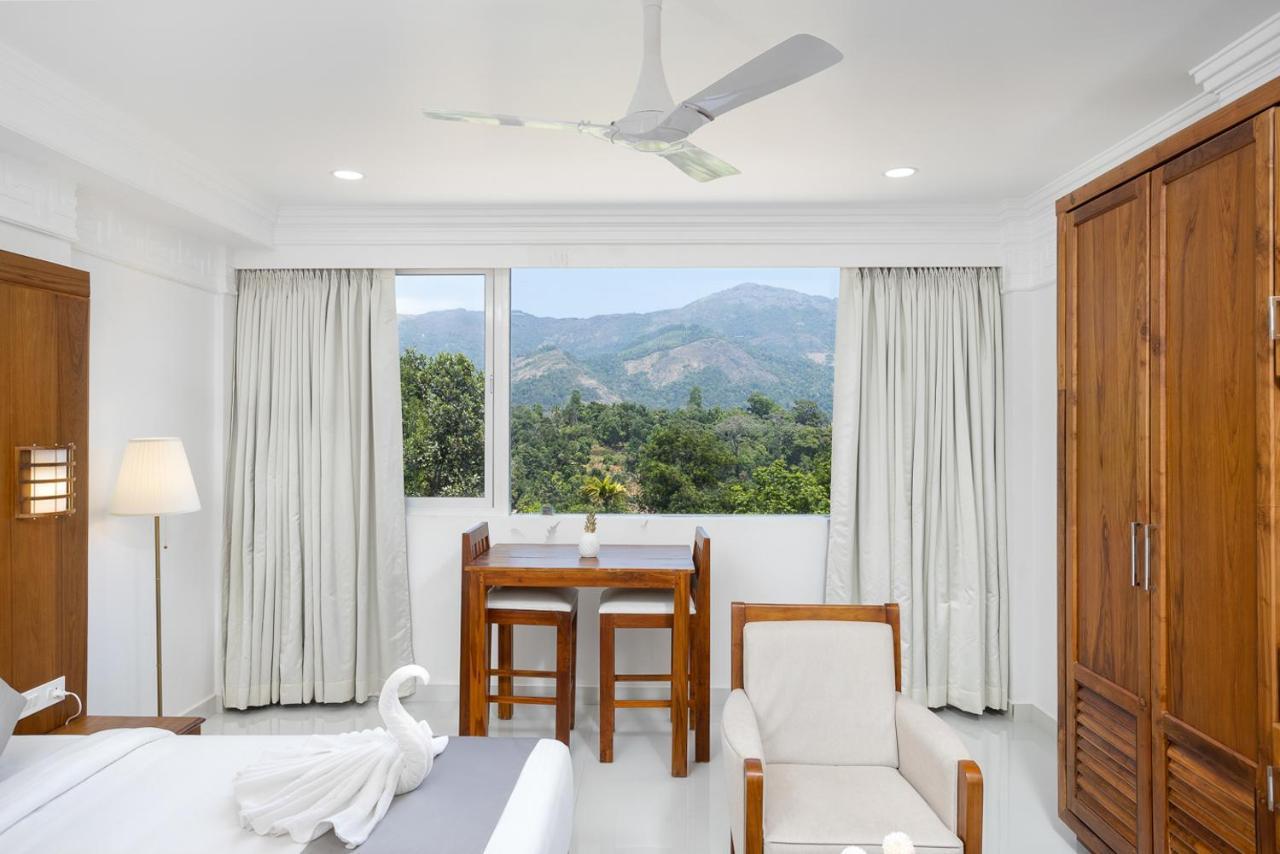 HOTEL WHITE HOUSE, Munnar Exteriör bild