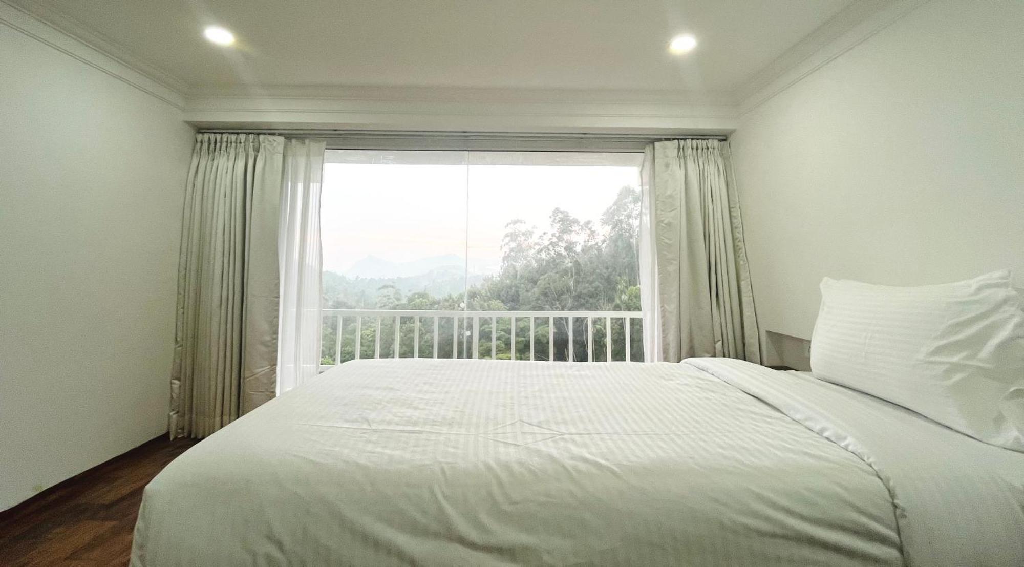 HOTEL WHITE HOUSE, Munnar Exteriör bild