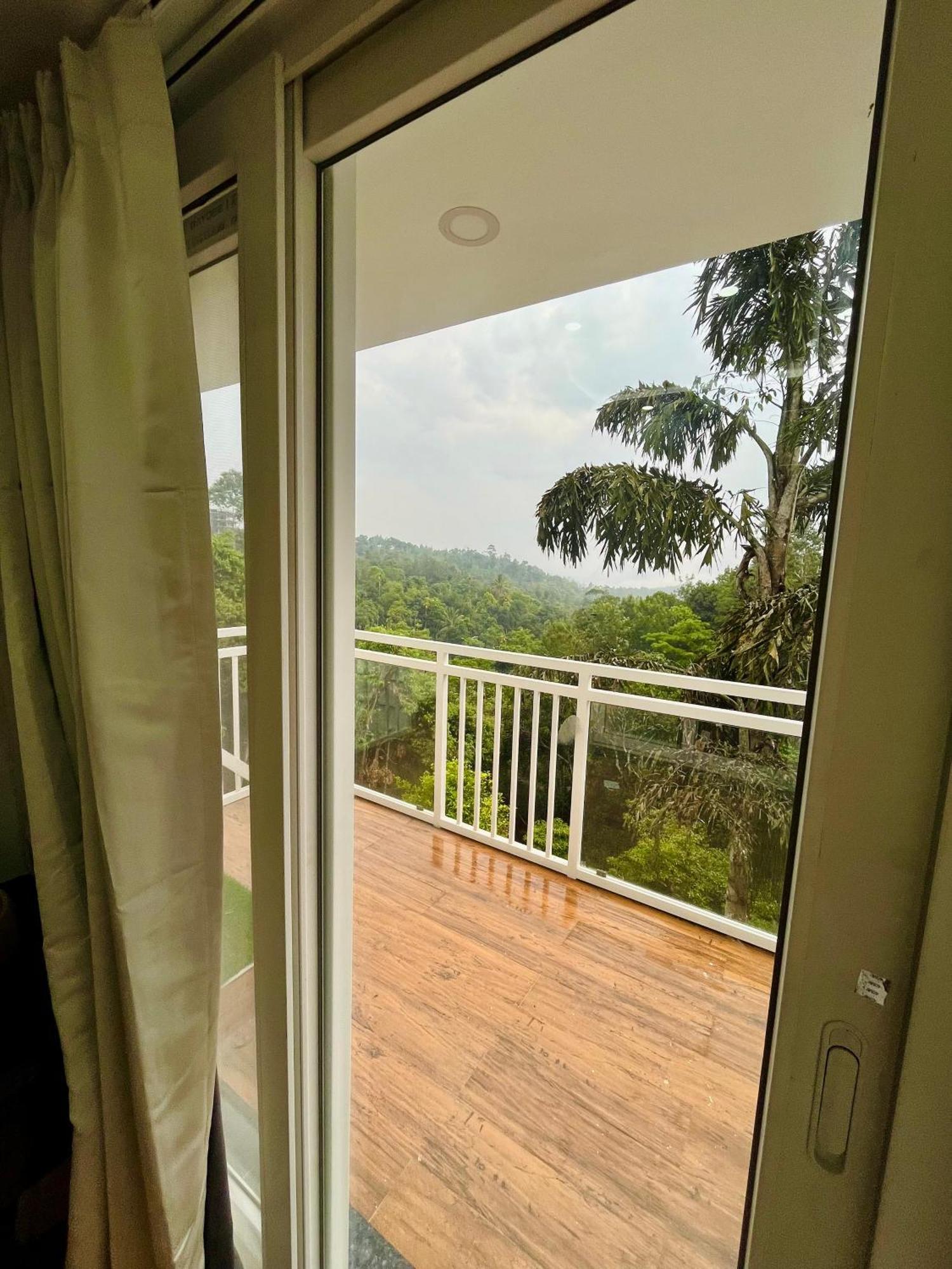 HOTEL WHITE HOUSE, Munnar Exteriör bild