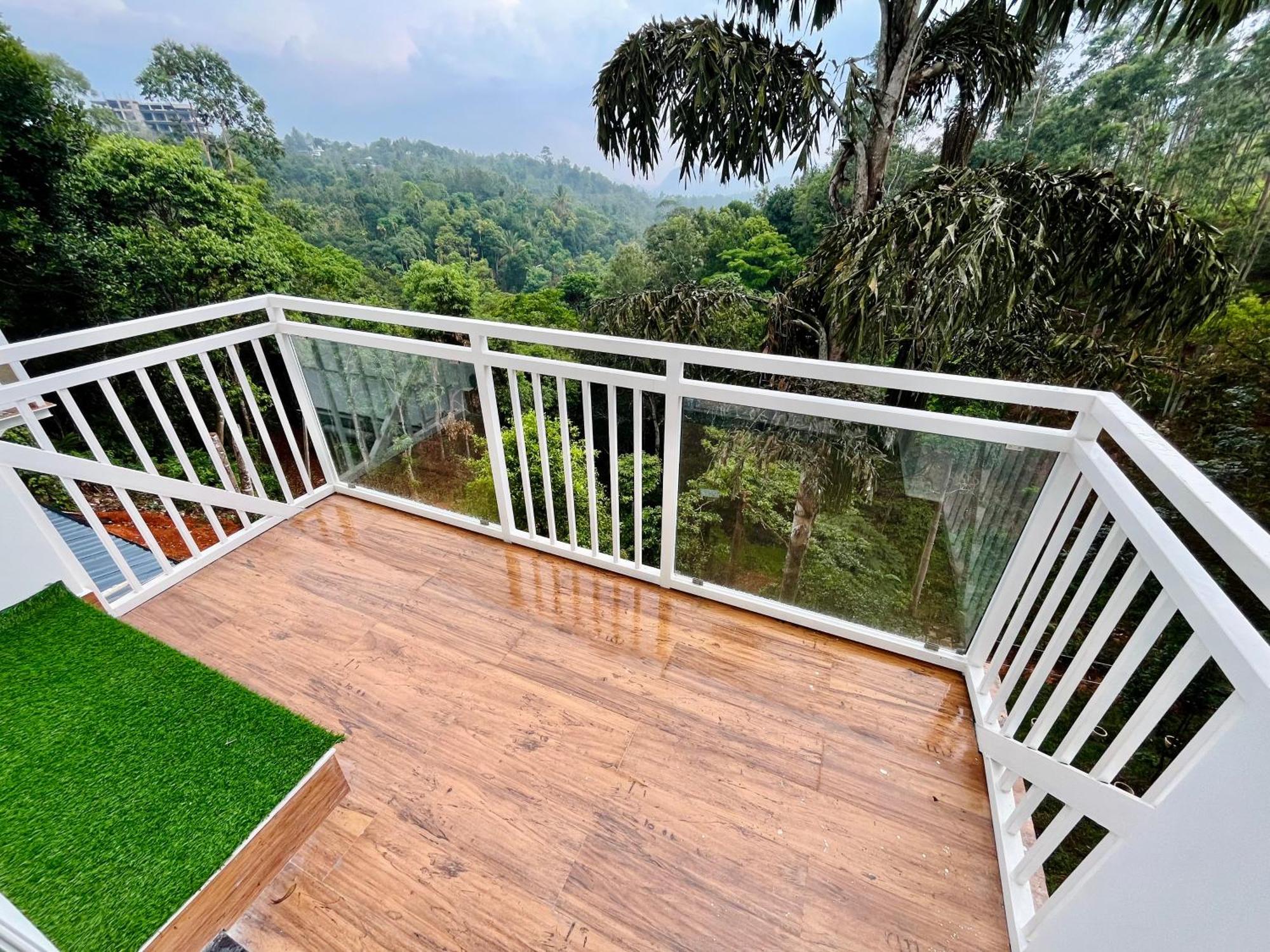 HOTEL WHITE HOUSE, Munnar Exteriör bild